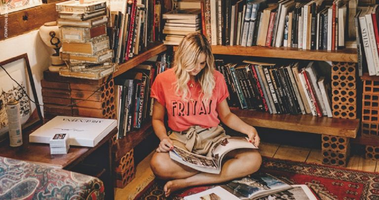 Quarentena: dicas de livros, filmes e séries sobre moda