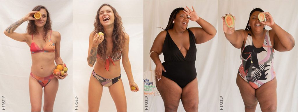 quatro mulheres usando biquinis com calcinha absorvente e maiô absorvente
