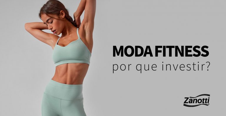 mulher com roupa fitness